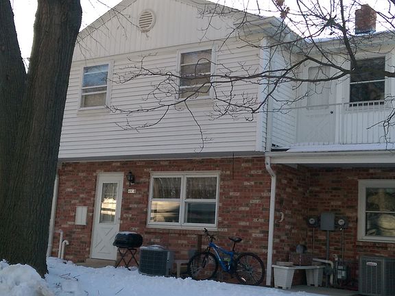 2nd image of 4958 W Colonial Ct Unit 27
