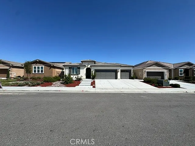 26562 Penny Hedge — Photo 3