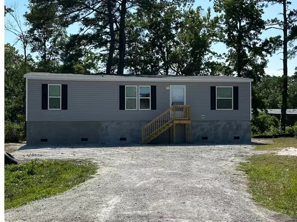 202 Gray Road, Newport, NC 28570