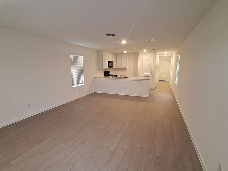 12176 Morgan Dr — Photo 5