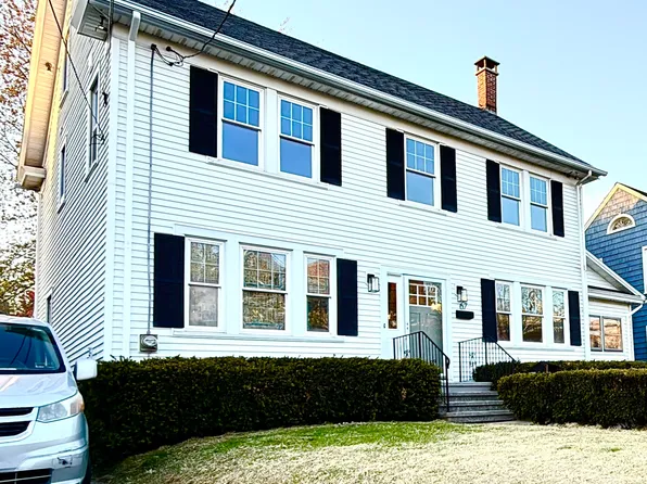67 Faire Harbour Place, New London, CT 06320