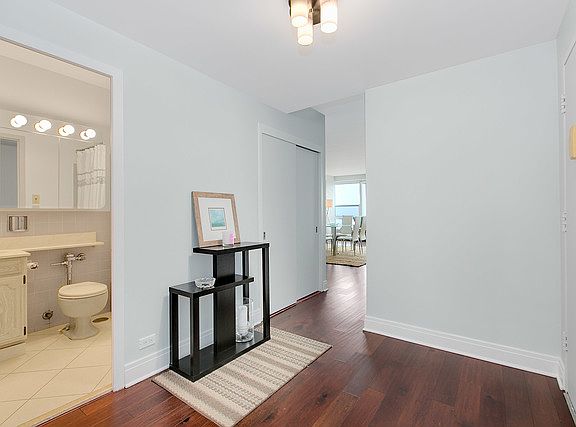 4th image of 3180 N Lake Shore Dr APT 18B