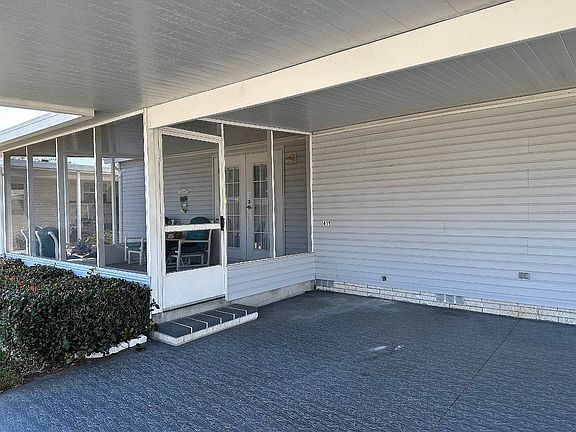 5th image of 411 McElwee Dr