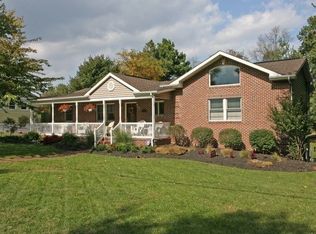 1216 Meadow View Rd, Pasadena, MD 21122