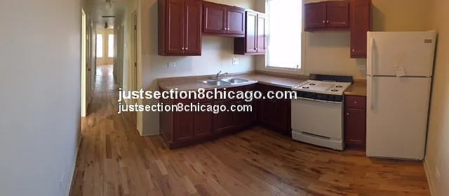 652 N Monticello Ave #2