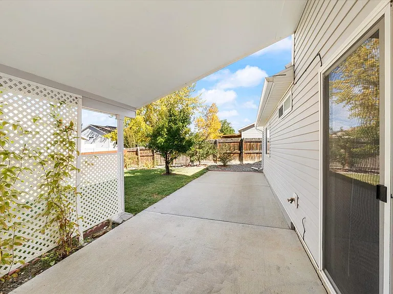1545 Branding Iron Dr — Photo 25