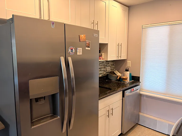 777 Hinman Ave #33 — Photo 2