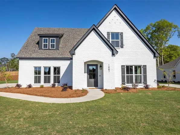 1887 Long Leaf Ln, Opelika, AL 36801