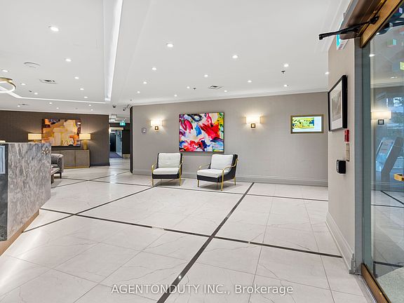 4th image of 30 Holly St #1003