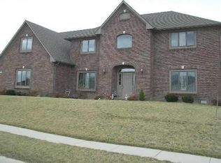 110 Woodland Hills Dr #D, Pittsboro, IN 46167