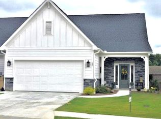 27 Grand Cir, Jasper, GA 30143