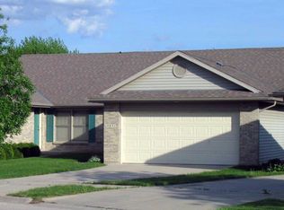 4031 Ballard Cir, Lincoln, NE 68504