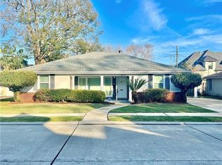 105 Holly Dr, Metairie, LA 70005