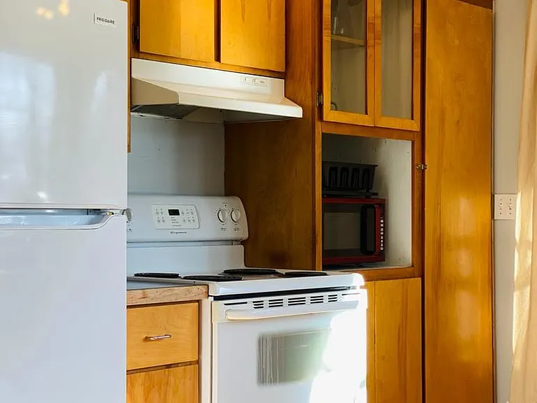 606 SE Oak St — Photo 11