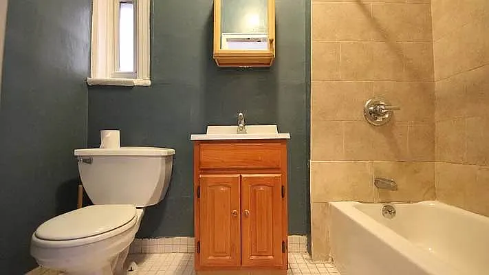 Rented by Elmord Management LLC | media 21