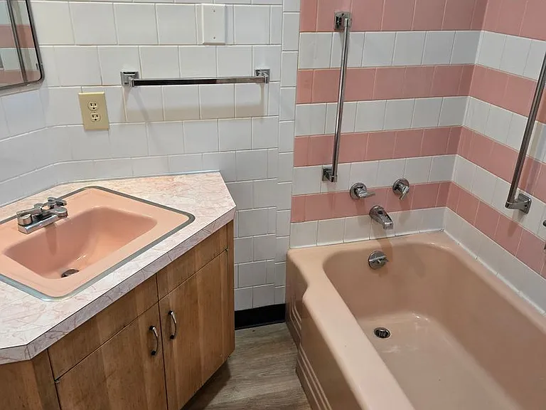 11440 NE Morris St — Photo 10