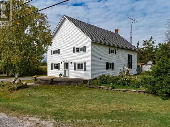 1868 County Road 14 Rd, Prince Edward County, ON K0K 1A0