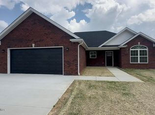 138 Magnolia Dr, Bardstown, KY 40004