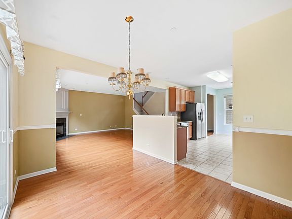 4th image of 1487 Yellowstone Dr
