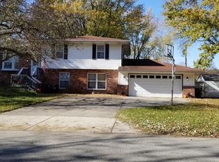 1630 Hickory St SW, Demotte, IN 46310