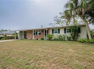 2640 Regatta Dr, Sarasota, FL 34231
