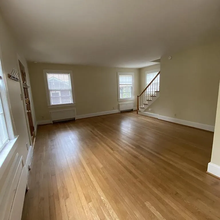 103 Park Ave — Photo 3
