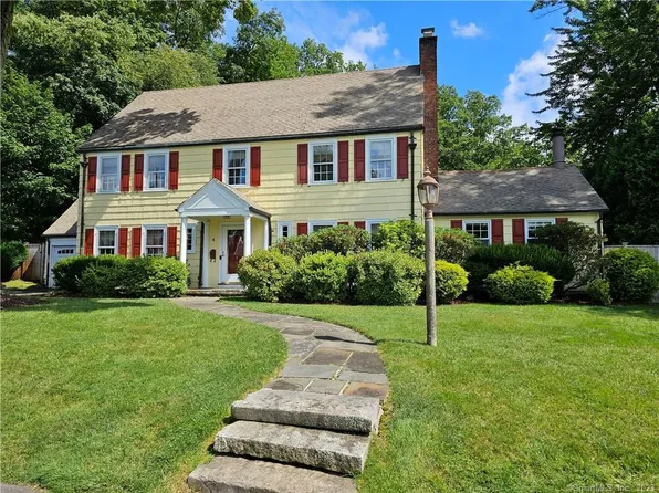 4 Stratford Road, West Hartford, CT 06117