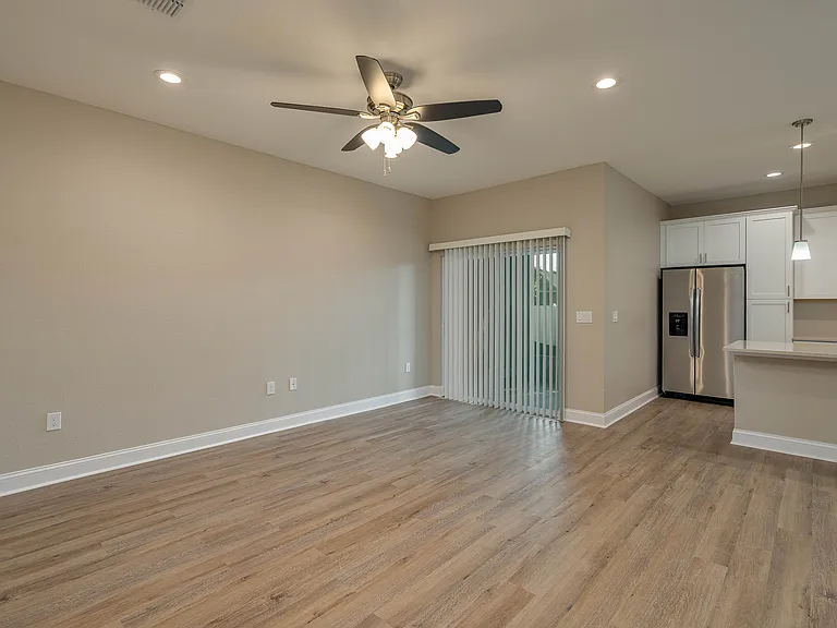 1029 Oak Hammock Dr #1 — Photo 7