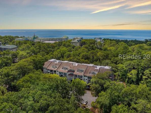 3 Wimbledon Ct APT 208, Hilton Head Island, SC 29928