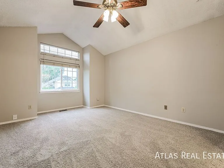 11513 Wray Ct — Photo 8