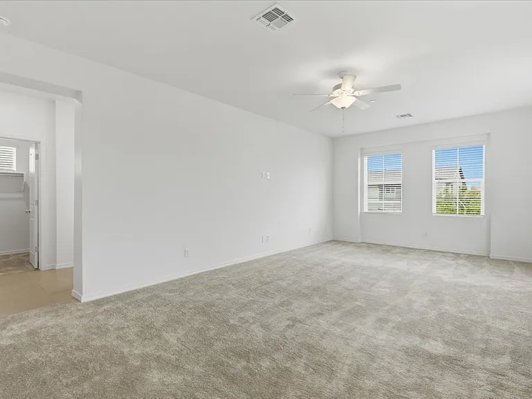265 E Balsam Dr — Photo 21