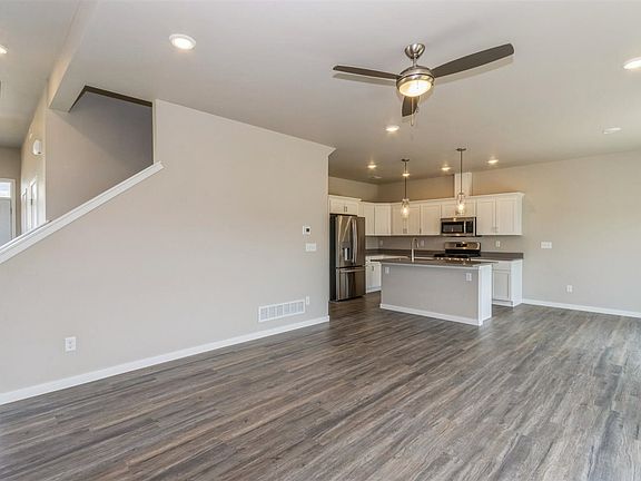 3rd image of 2244 Eversull Ln