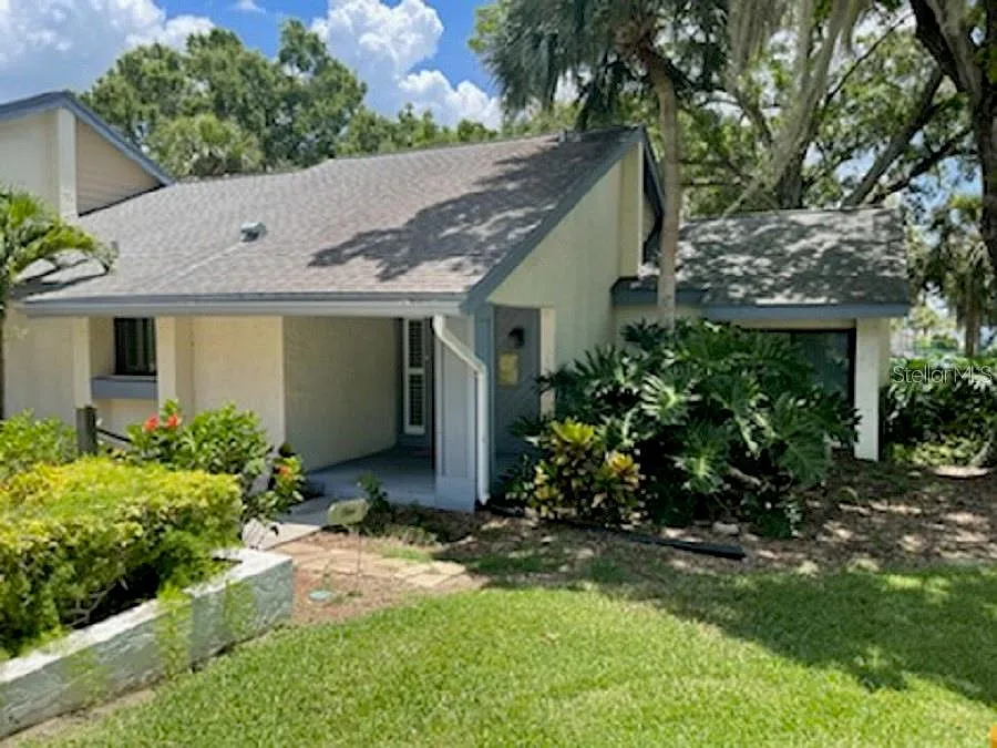2 bed, 1.5 bath, 1100 sqft, $1,850 — Photo 1