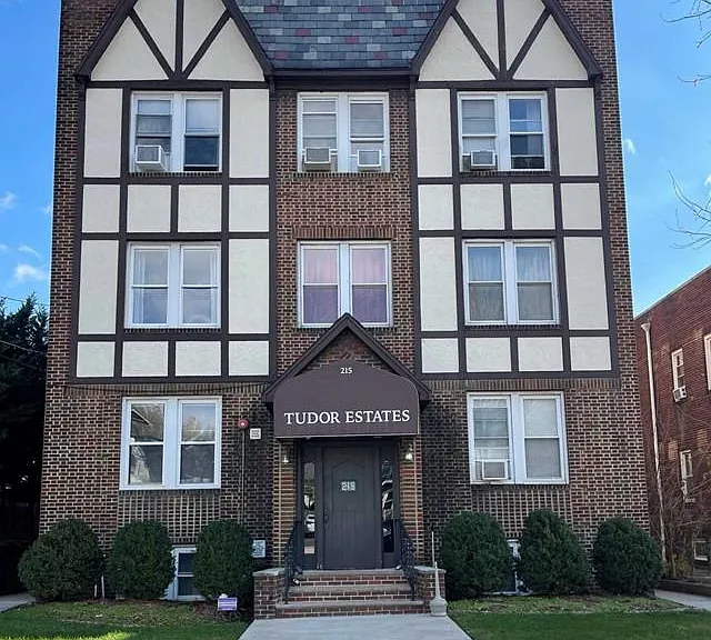 215 Orient Way #3C — Photo 6