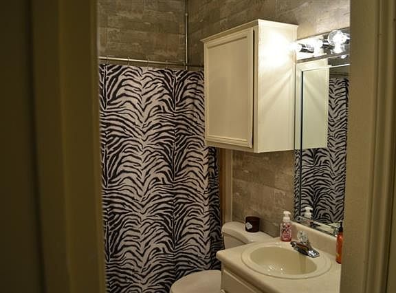 4th image of 2105 Count Fleet Dr Unit 203
