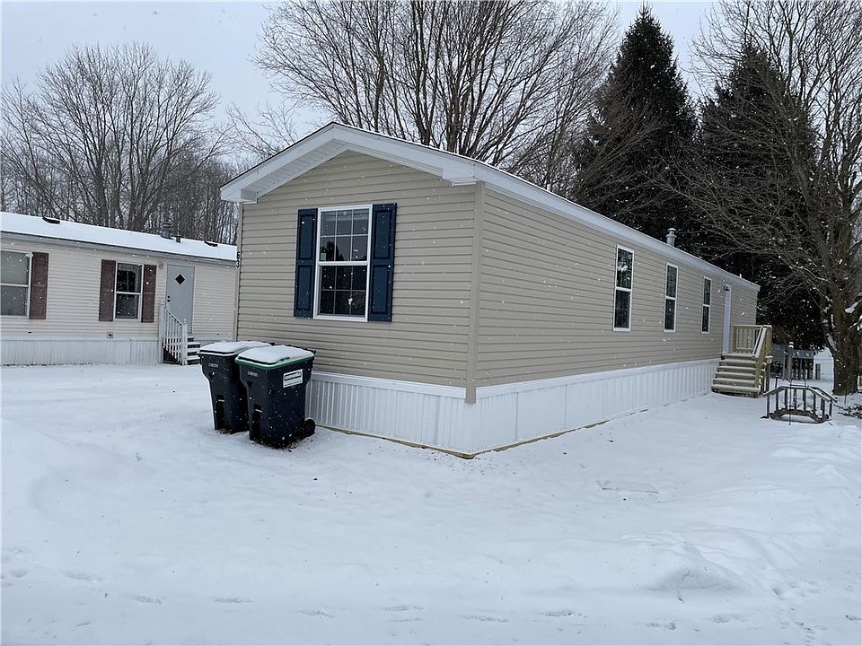 1st image of 63 Brookside Estates Dr