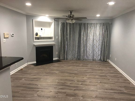 3rd image of 1001 Kingswood Dr APT A