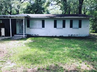 318 Wade Ave, Deland, FL 32724