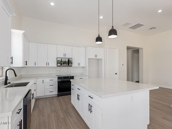 5th image of 31712 N 169TH Avenue