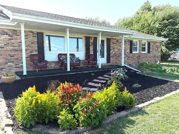 544 S Chicago Ave, Bismarck, IL 61814