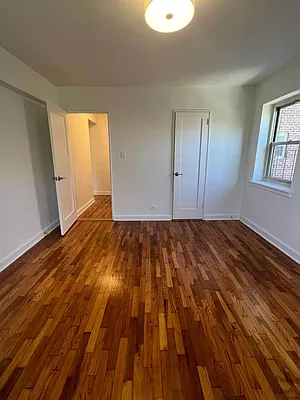Rented by Queens Apartments Realty LLC | media 12