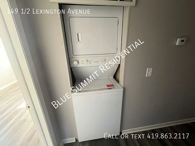 149 1/2 Lexington Ave — Photo 2