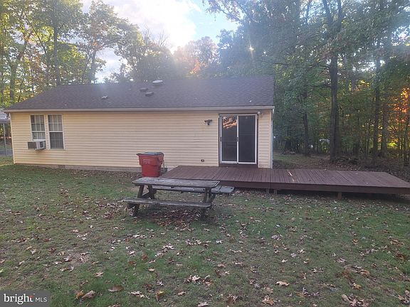 4th image of 50 Pheasant Ln