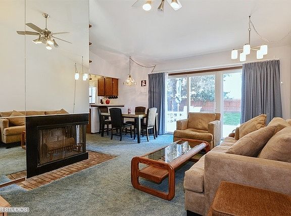 2nd image of 2680 Fieldstone Ct