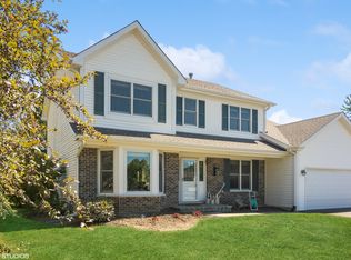 203 Fescue Ct, Lake Zurich, IL 60047