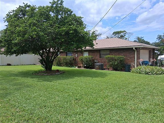 2nd image of 400 W ORANGE STREET