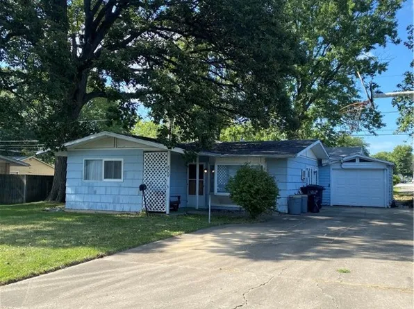 509 Lawndale Dr, Danville, IL 61832