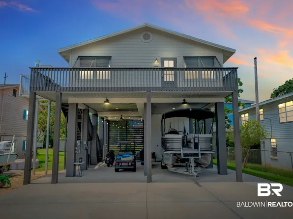 5575 Armadillo Ave, Orange Beach, AL 36561