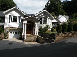 19 Rolling Dr, Waynesville, NC 28786