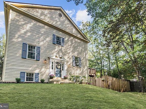 3rd image of 4537 Little River Run Dr